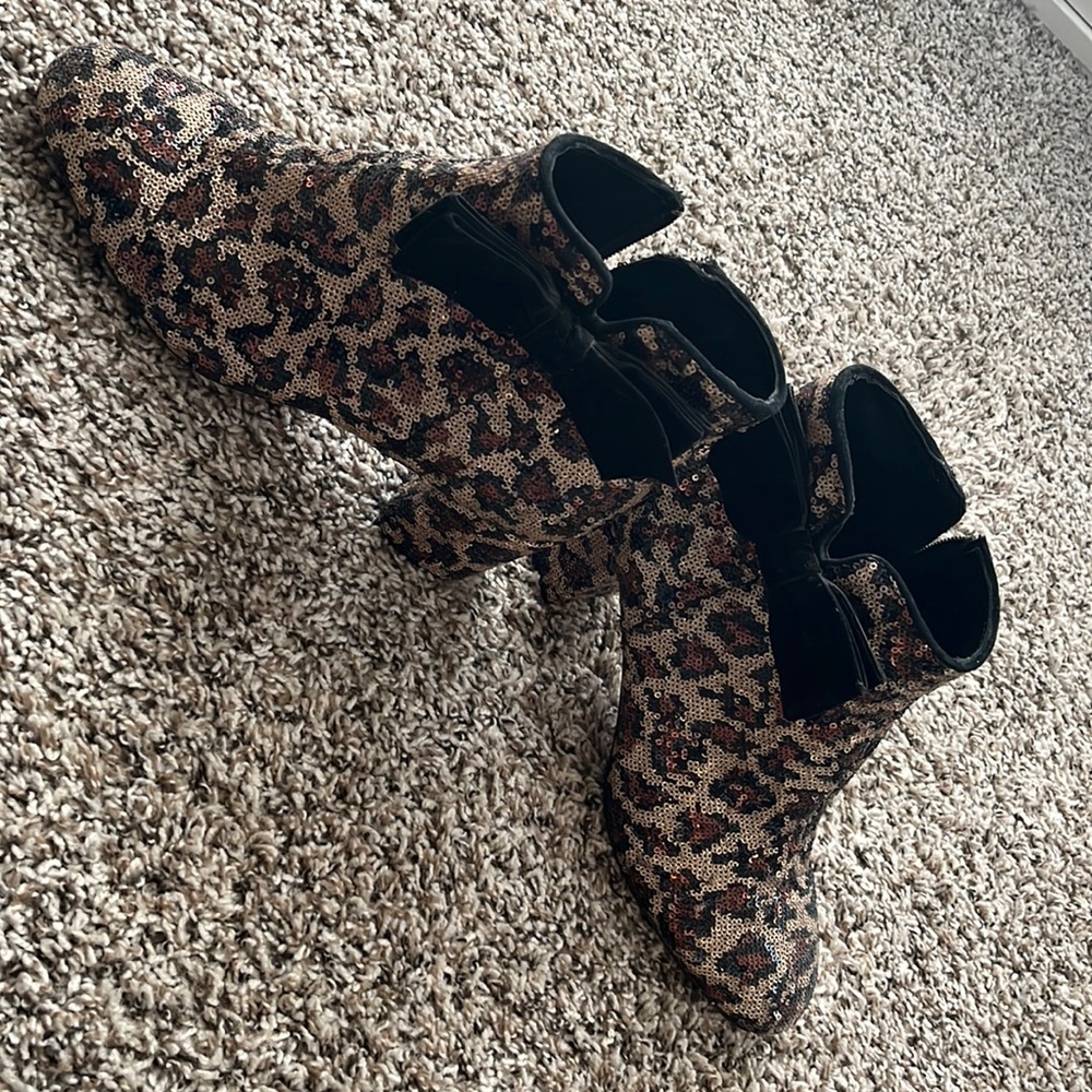 Kate Spade, leopard sequin boots! Block heel, women’s size 10. Worn once.